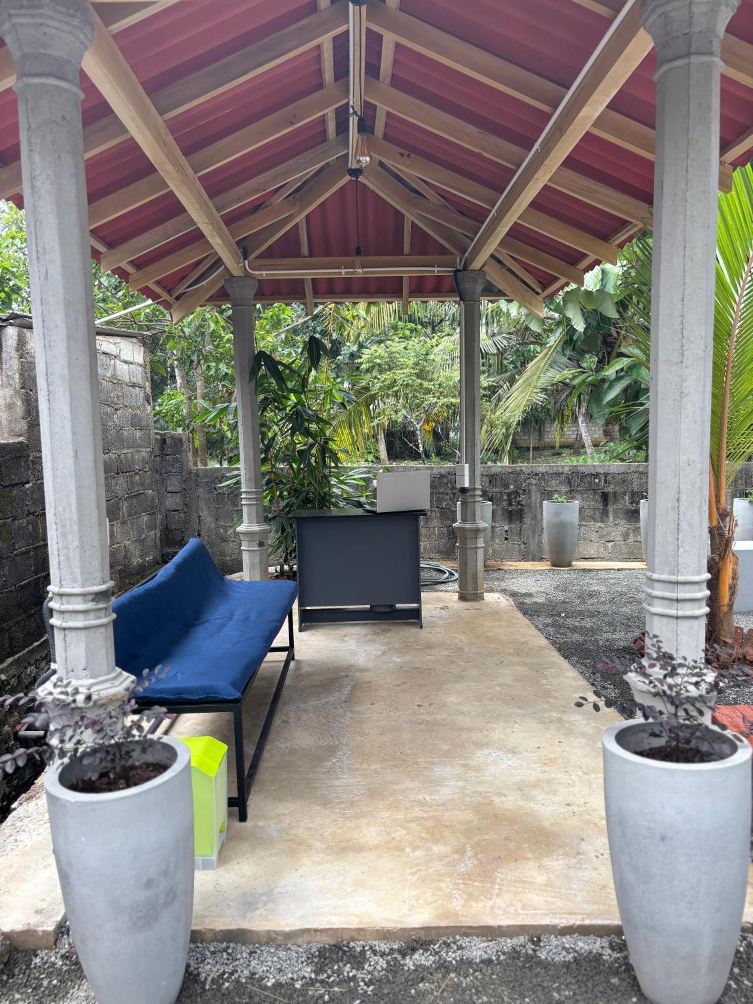 Noble Nest Hirikatiya Hotel Dikwella Exterior foto